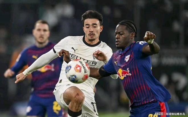 今晨中超焦点战，门兴格拉德巴赫防线松动，更衣室稳定，年轻球员得到机会的简单介绍九游游戏中心